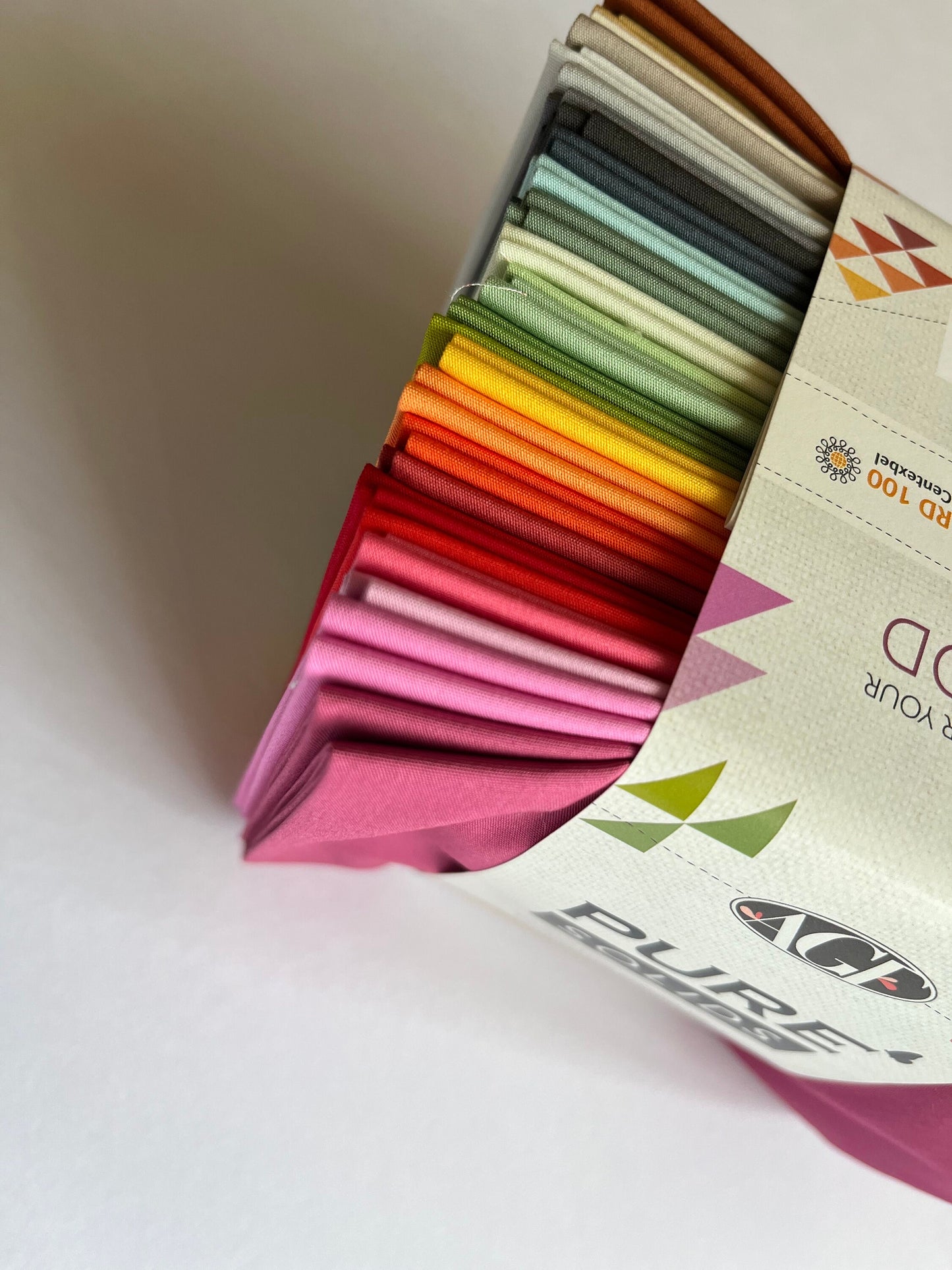 Art Gallery Fabrics, Pure Solids Gathering Edition 27 fat quarters, fabric bundle