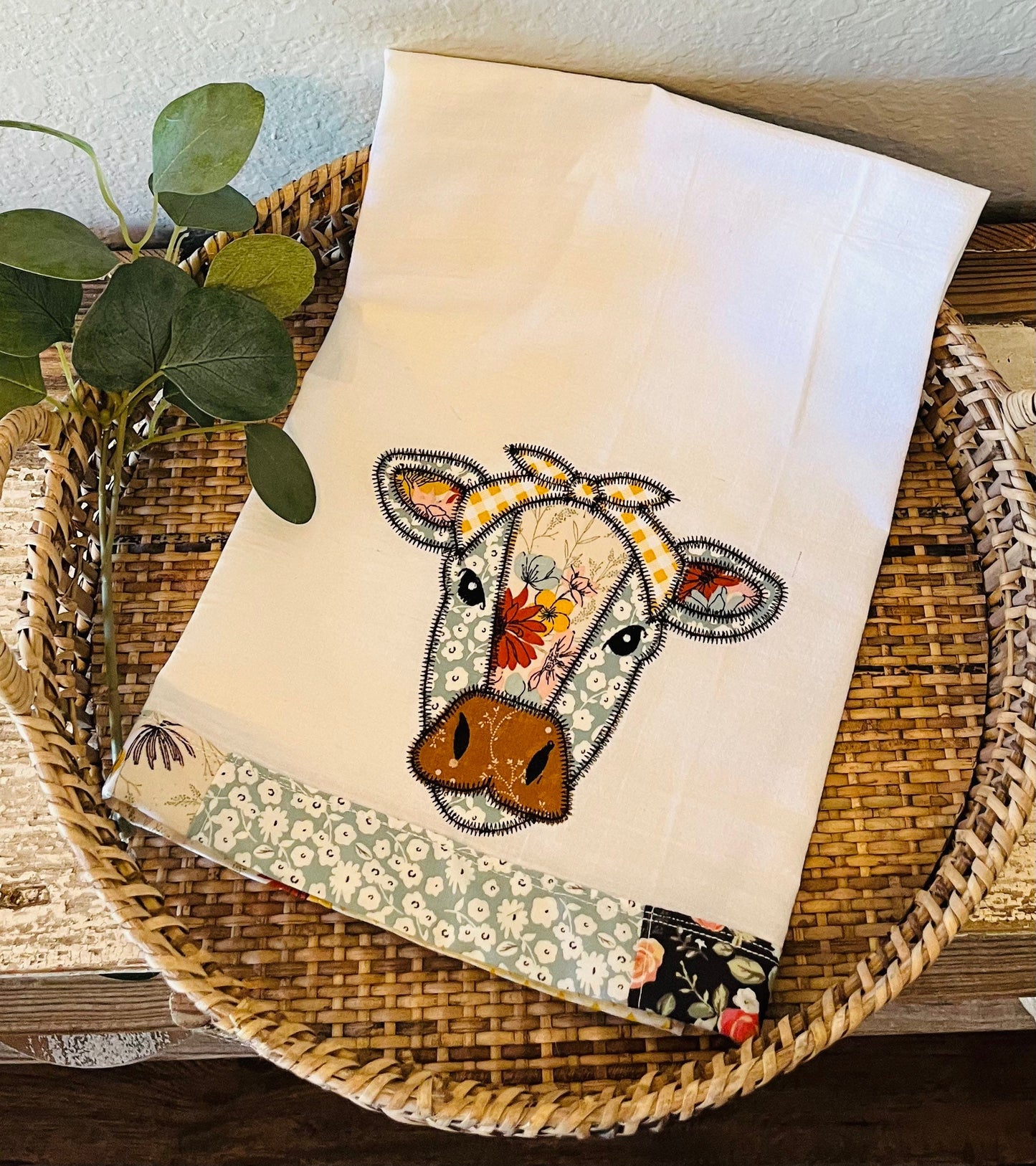 Free shipping-Ready to Ship- Handmade -tea towel-cow-heifer - appliqué-Kitchen decor- farm house decor- hand towel